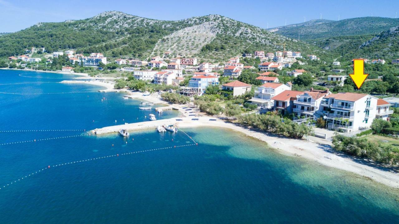 Villa Rozana - Beachfront Wellness Retreat Seget Vranjica Bagian luar foto